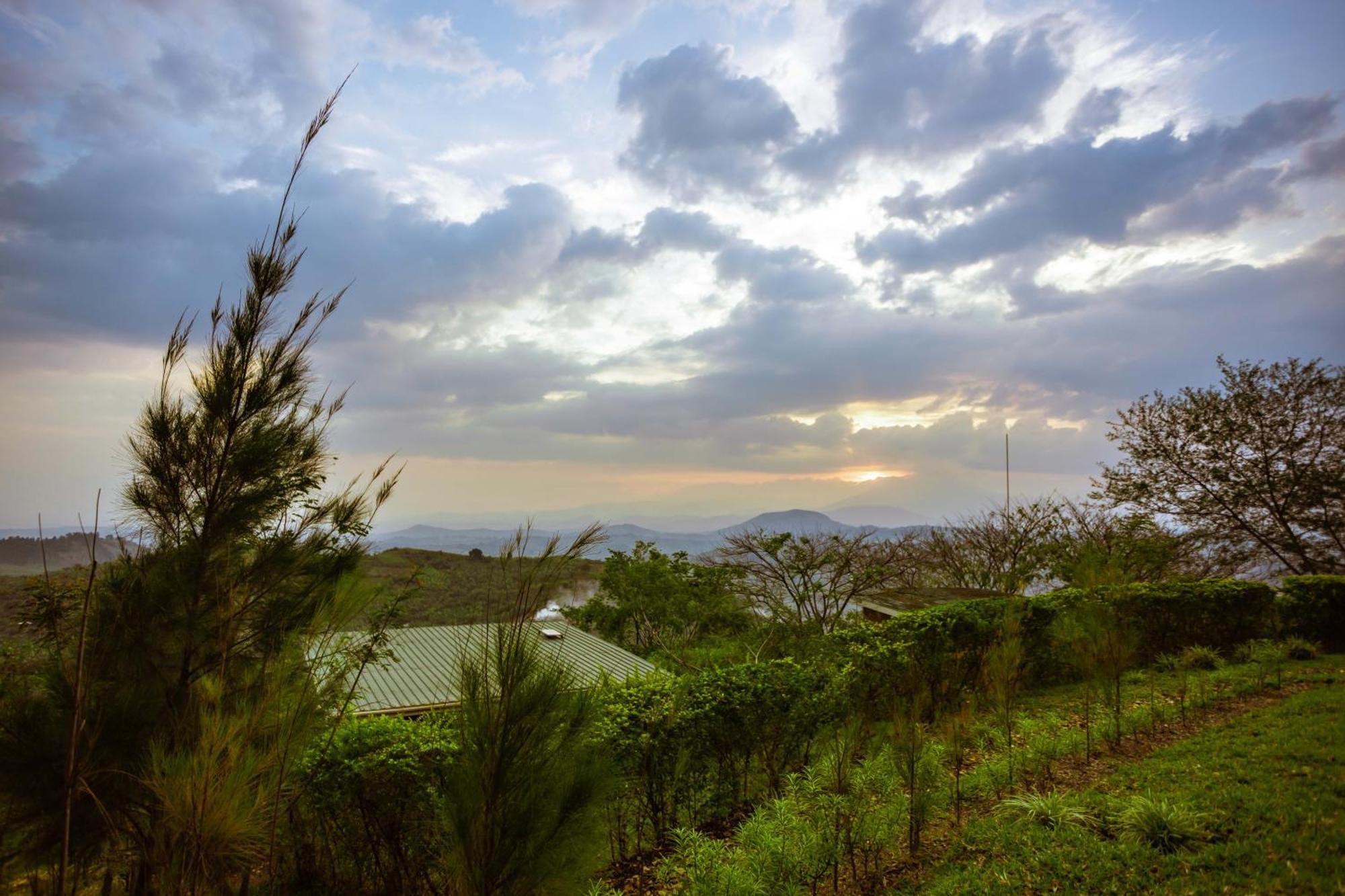 Lake Mwamba Lodge Kasenda Ngoại thất bức ảnh