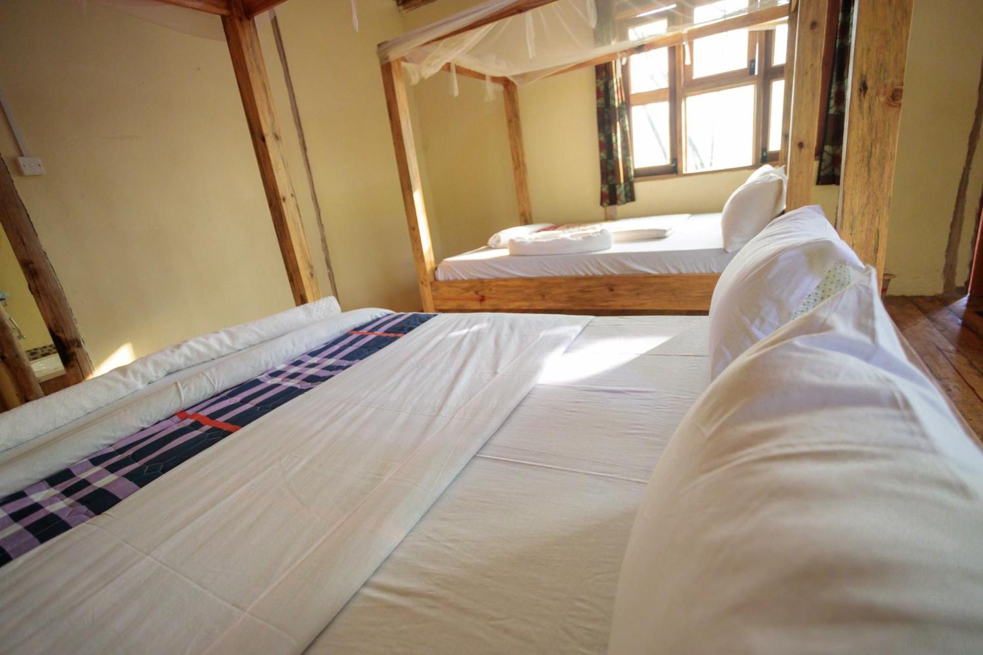 Lake Mwamba Lodge Kasenda Ngoại thất bức ảnh
