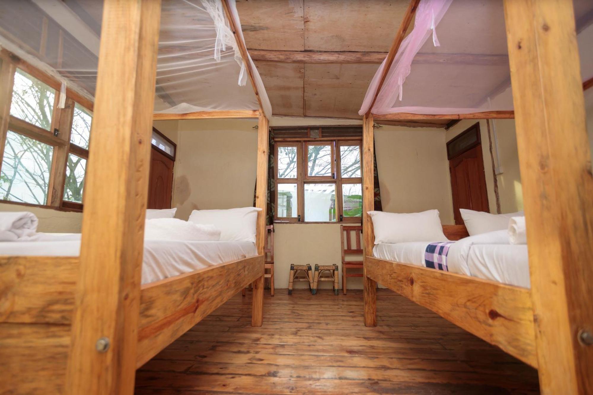 Lake Mwamba Lodge Kasenda Ngoại thất bức ảnh