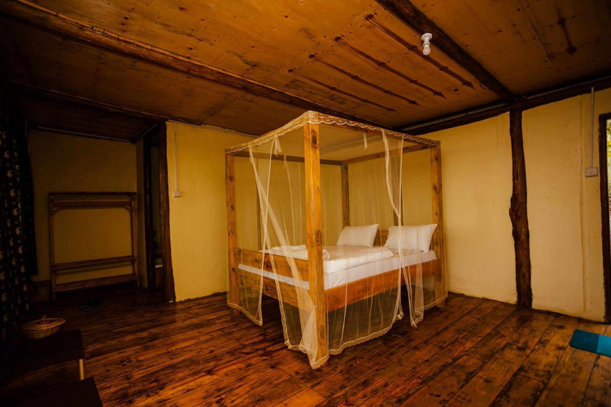 Lake Mwamba Lodge Kasenda Ngoại thất bức ảnh