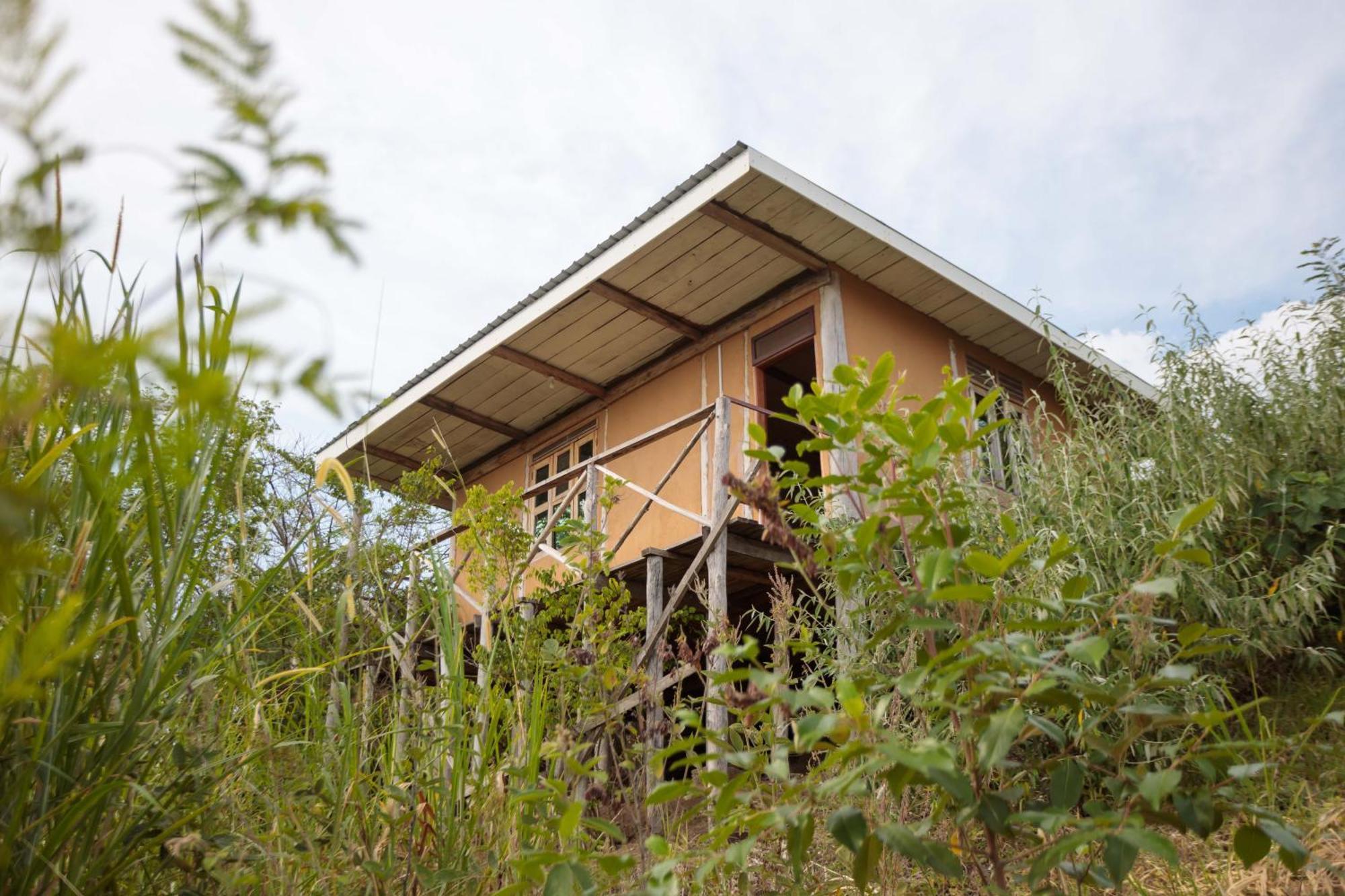 Lake Mwamba Lodge Kasenda Ngoại thất bức ảnh